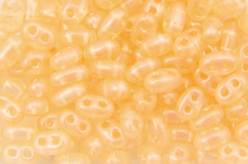 Opaque Cream Preciosa Twin Beads