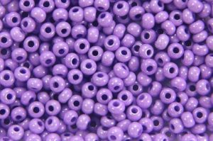 Deep Lilac Sphinx Preciosa Seed Beads