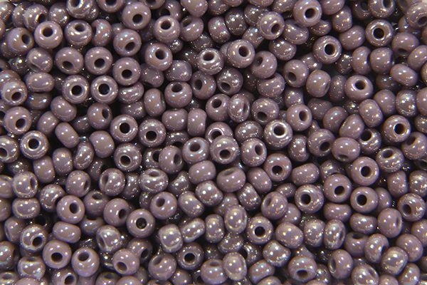 Opaque Sfinx Violet Preciosa Seed Beads