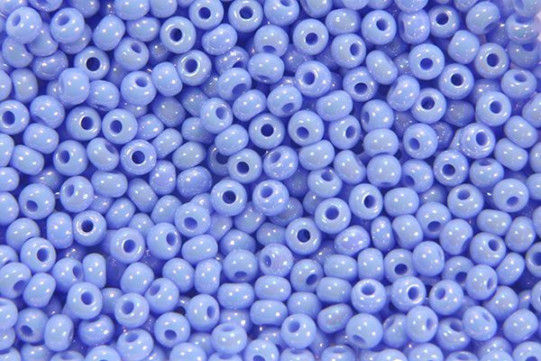 Opaque Rainbow Periwinkle Preciosa Seed Beads