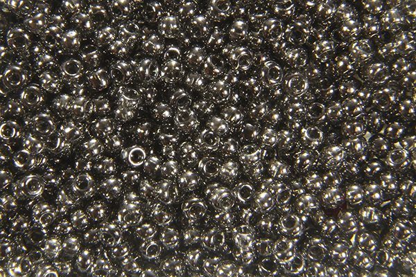 Lustred Transparent Charcoal Preciosa Seed Beads