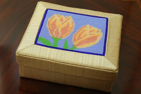 Tulip-box