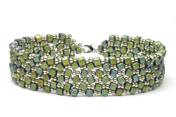 Metallic Moss Dancing Cubes Bracelet