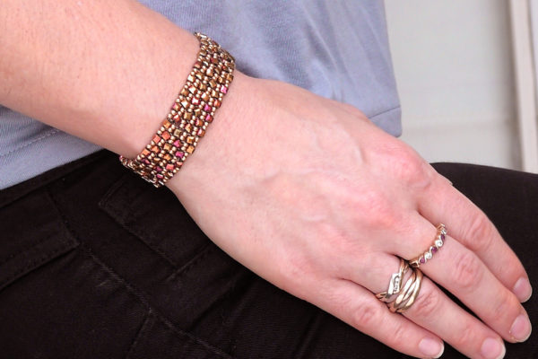 Magenta Sunset Dancing Cubes Bracelet