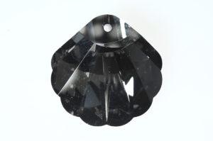 Black Diamond Shell Crystal Pendant