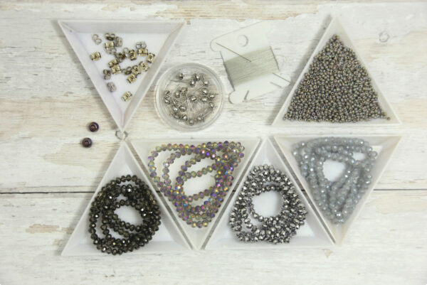 Moondance Heart to Heart Crystal Jewellery Making Kit - Image 2