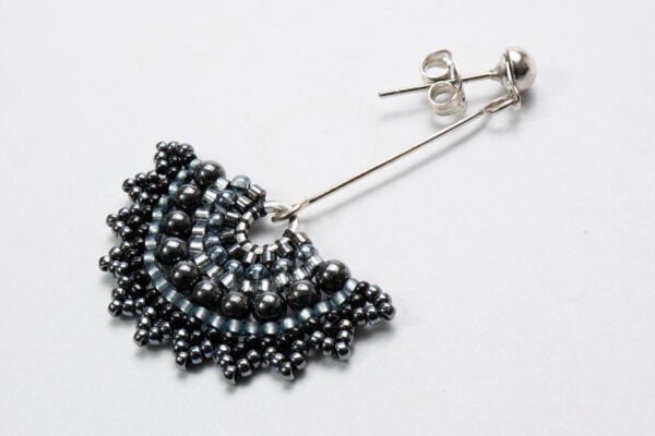 Nightshade Chantilly Beaded Earrings Kit - Image 3