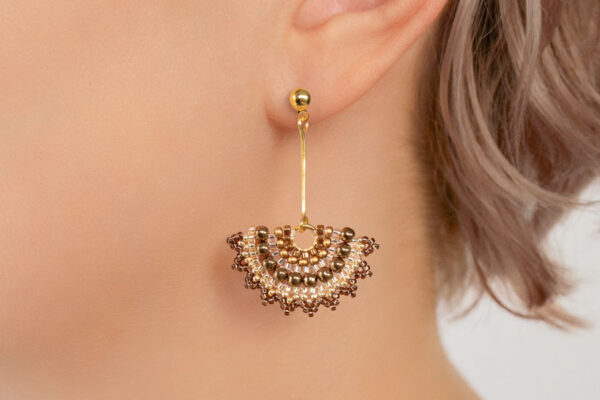Golden Glow Chantilly Beaded Earrings Kit - Image 2